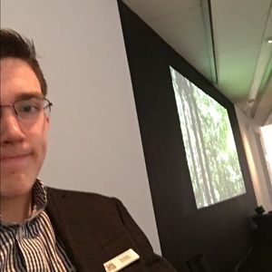 Meet your Posher, Thomas